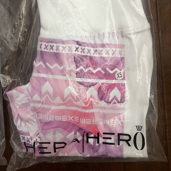 Hera Hero 2pc Women's workout Leggings & top in White /Pink NWT - Picture 11 of 15